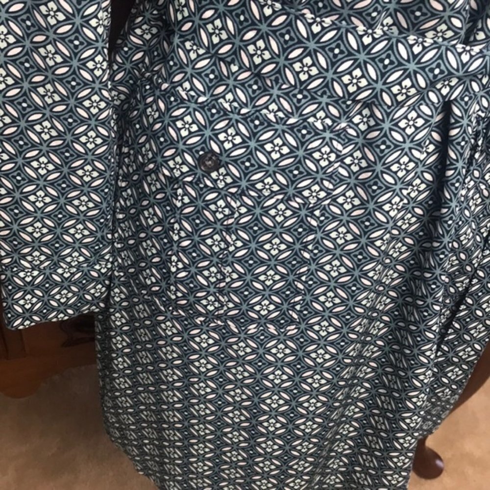 BR Factory Geometric Shirt Dress Size 6 - Picture 3 of 8